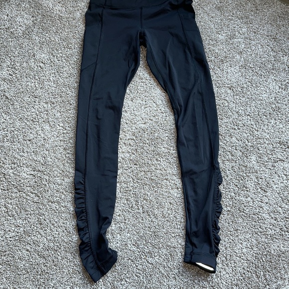 Lululemon Rouched Legging - Picture 2 of 7